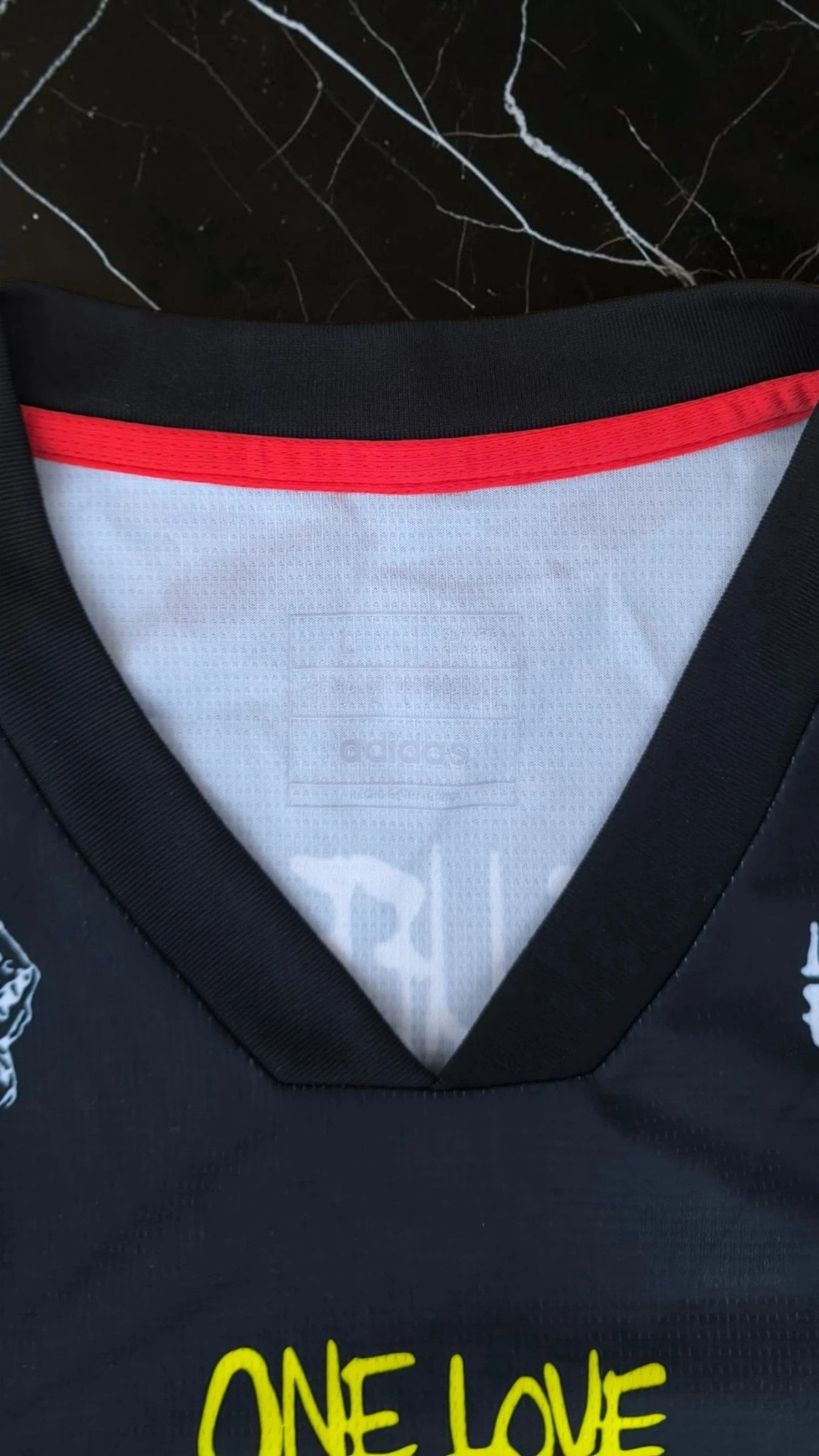 ⚽ Camiseta Ajax x Bob Marley | Edição Especial Graffiti (Tamanho G) – photo 3
